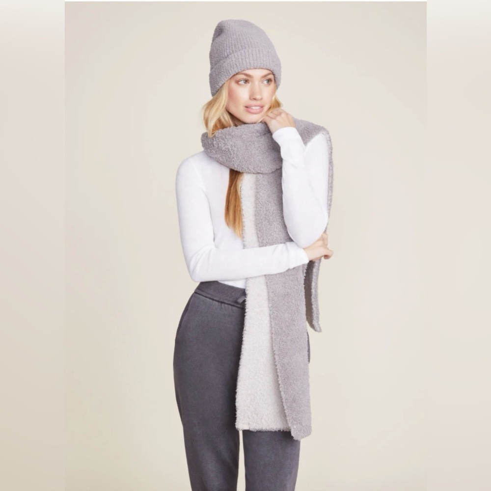 NWT Barefoot Dreams CozyChic Two toned Scarf - silver/pewter